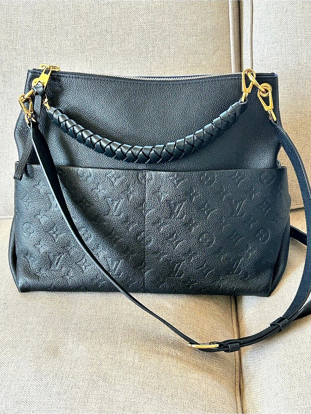 Louis Vuitton Maida Hobo Black Shoulder Bag - Picture 5 of 10
